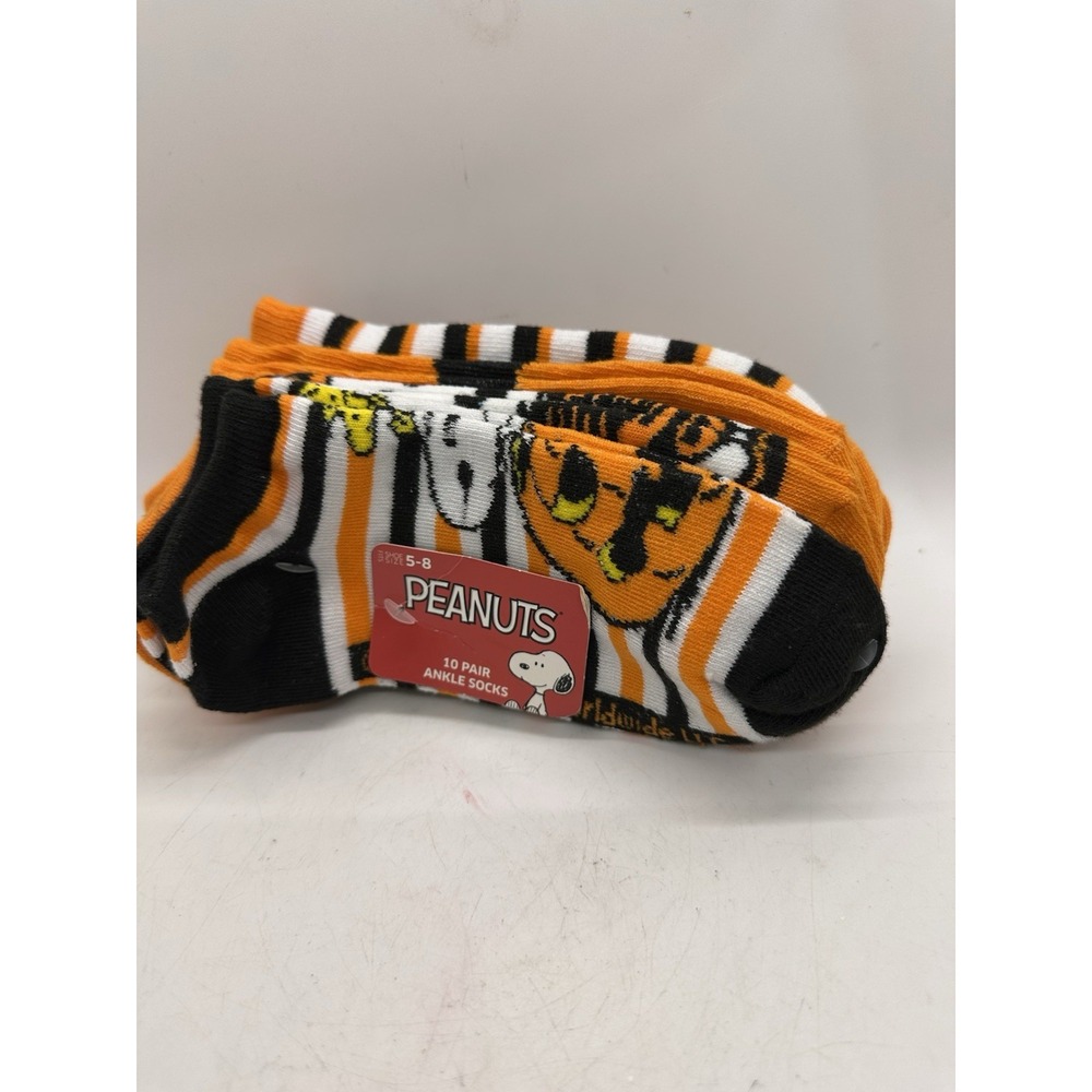 Peanuts Snoopy Woodstock Halloween Socks 10 Pair Ankle 9-11 Bioworld NWT